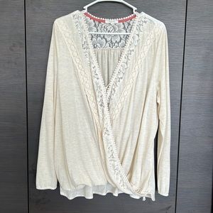 Maurice’s blouse with lace details